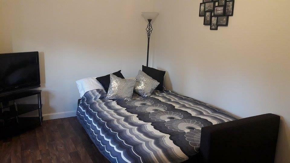 Sunnyside Apartments Coatbridge Buitenkant foto